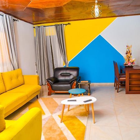 Appartement Meuble 2 Chambres Avec Salle De Bain - 1 Salon - 1E Cuisine - La Concorde - Quartier Nkomkana Yaoundé Exterior foto